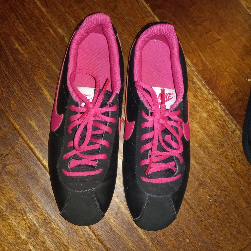 Women's shoes